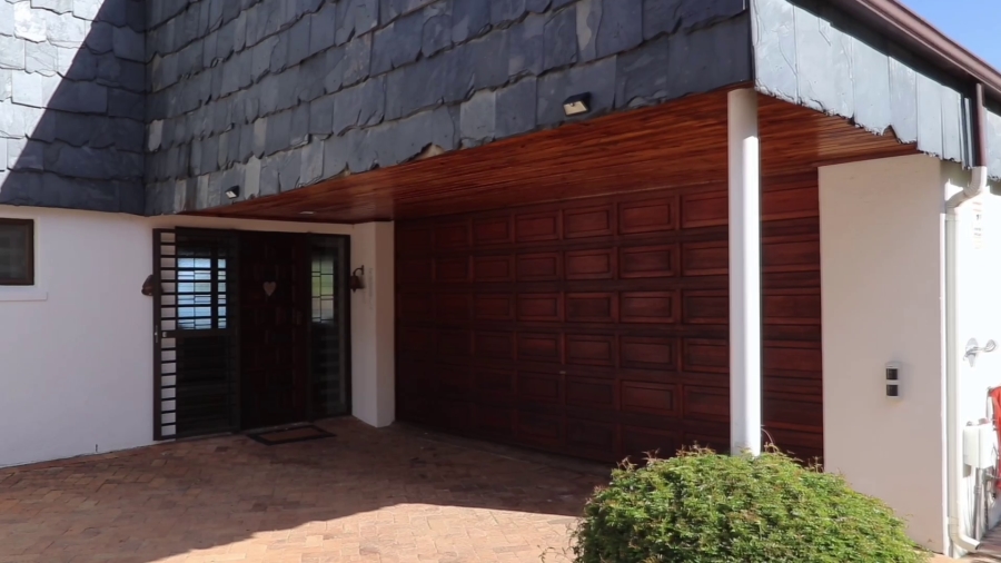 3 Bedroom Property for Sale in Helderberg Estate Western Cape
